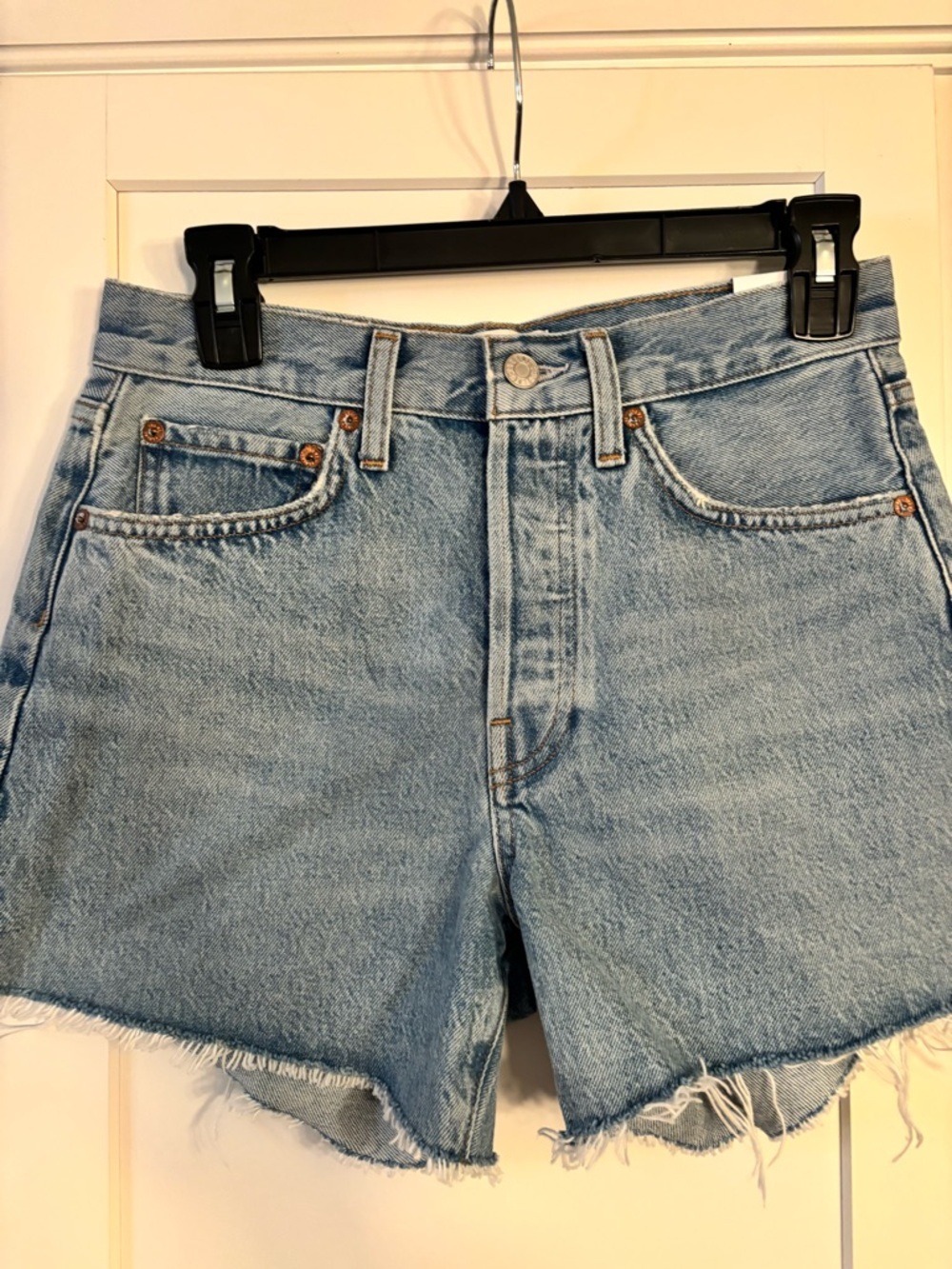 new Agolde Parker Long Short in Replica denim cutoff jean shorts light wash - Picture 6 of 10